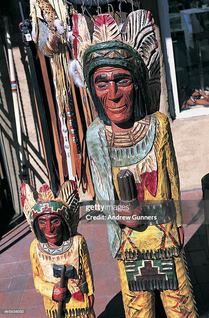Wood Carved Statues of Two Native American Indians, Santa Fe, New Mexico, USA