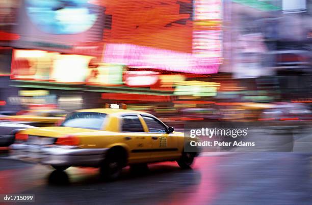 yellow cab, new york city, usa - usa city stock pictures, royalty-free photos & images