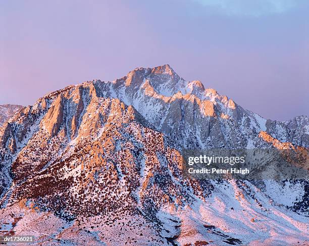 lone pine peak at sunrise, alabama hills, eastern sierra, california, usa - sierra stock pictures, royalty-free photos & images