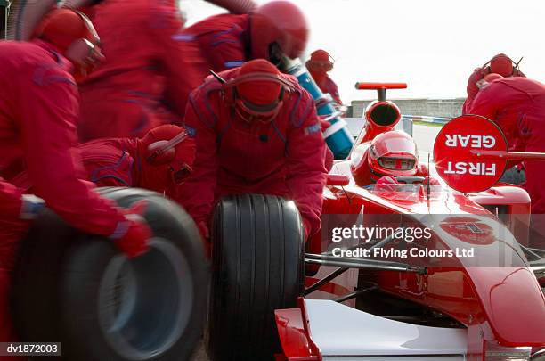 Race Car Fueling Photos and Premium High Res Pictures - Getty Images