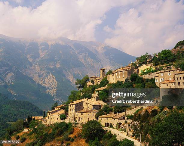brantes, vaucluse, provence, france - brantes foto e immagini stock