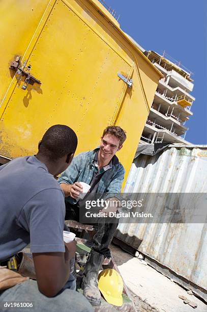 Builders Tea Break Builder Drinking Tea Photos and Premium High Res Pictures - Getty Images