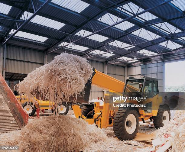 shredded paper at recycling center - center position stockfoto's en -beelden