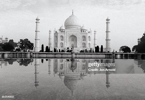 taj mahal - jon stock pictures, royalty-free photos & images