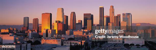 los angeles at sunset - los angeles skyline 個照片及圖片檔