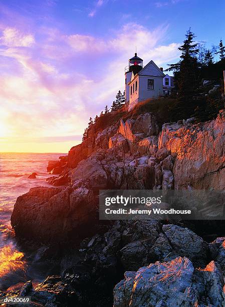 bass harbor lighthouse, acadia national park, maine, usa - マウントデザート島 ストックフォトと画像