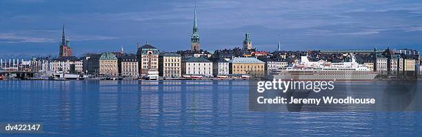 riddarholmen, stockholm, sweden - stockholm county stockfoto's en -beelden