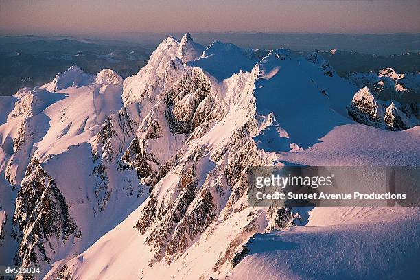summit of mount olympus, olympic mountain range, washington, usa - mount olympus stock-fotos und bilder