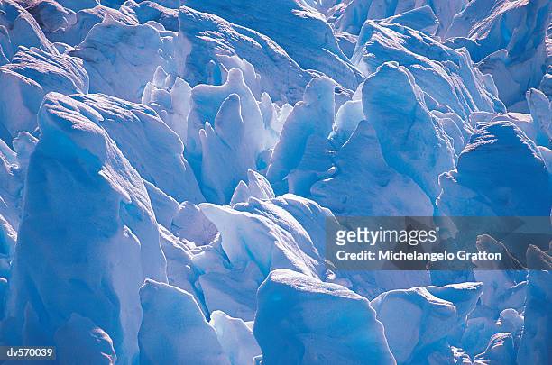 perito moreno glacier, argentina - lago argentina fotografías e imágenes de stock