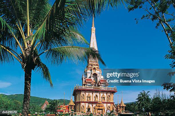 wat chalong temple, phuket, thailand - buena vista stock pictures, royalty-free photos & images