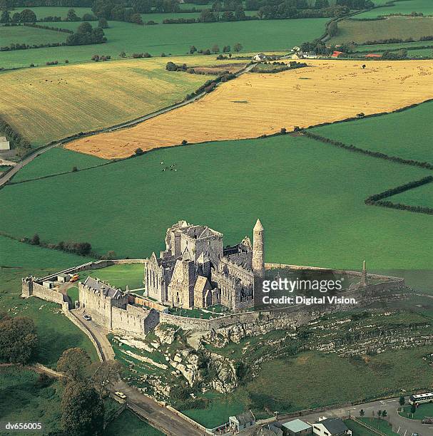 rock of cashel, county tipperary, ireland - cashel stock pictures, royalty-free photos & images