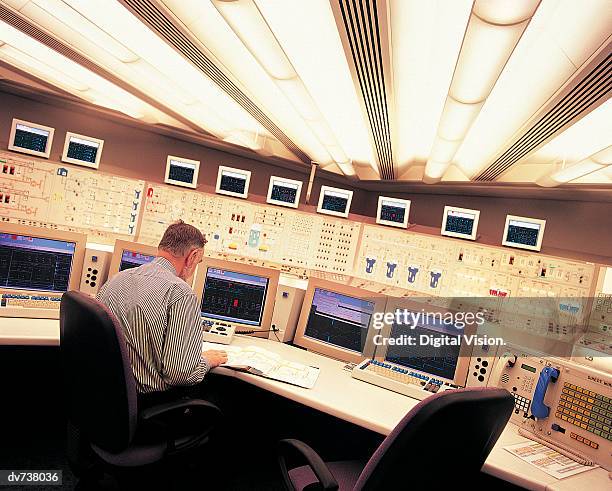 Control Images Computer Control Panels Photos et images de collection - Getty Images