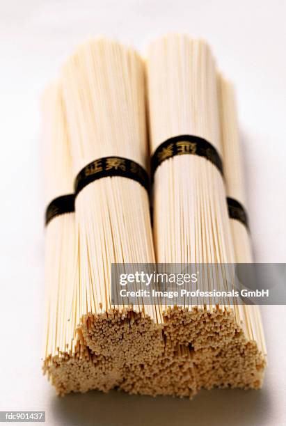 bundles of somen noodles - somen noodles imagens e fotografias de stock