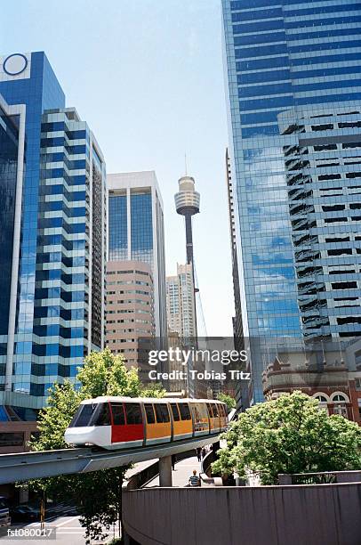 centrepoint tower, sydney, australia - sydney fotografías e imágenes de stock