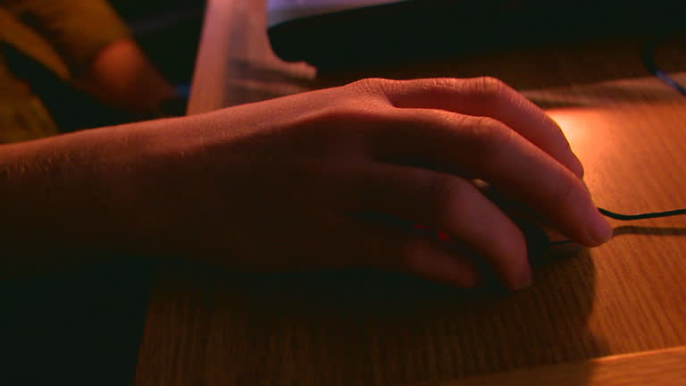 Scared Computer Mouse 13 Woman Scared Of Mouse Stock Videos, Footage, & 4K Video Clips ...