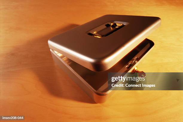 Open Lockbox Photos and Premium High Res Pictures - Getty Images