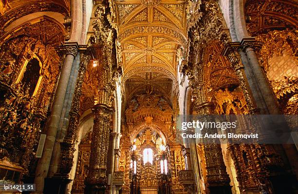 interior of igreja de sao francisco, low angle view, porto, portugal - igreja stockfoto's en -beelden