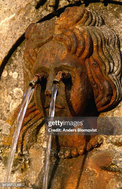 detail of stairway of five scenes at born jesus do monte church, braga, portugal - steps of the five senses stock pictures, royalty-free photos & images