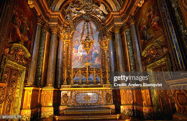 capela de sao joao baptista in igreja de sao roque, low angle view, lisbon, portugal - estremadura fotografías e imágenes de stock