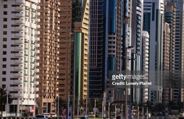 contemporary buildings, sheik zayed rd. - zayed stock-fotos und bilder
