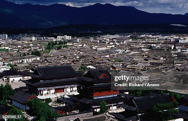 old city and musuem, lijiang, china - the museum of modern arts 8th annual film benefit honoring cate blanchett stockfoto's en -beelden