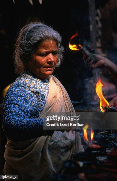 offerings at dakshinkali, hindu temple, front view, kathmandu, nepal - keribar stockfoto's en -beelden