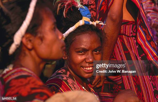 performers during traditional timorese dance, dili, east timor - dili stock-fotos und bilder