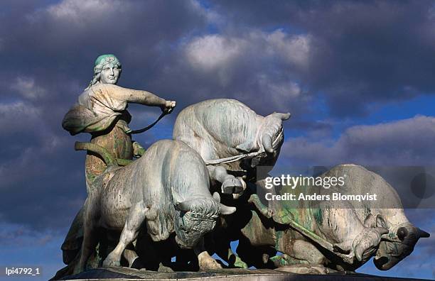 gefion fountain, copenhagen, denmark, europe - oresund region stock pictures, royalty-free photos & images
