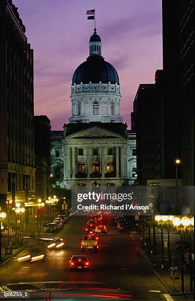state capitol building at dusk, indianapolis, united states of america - indiana statehouse stock pictures, royalty-free photos & images