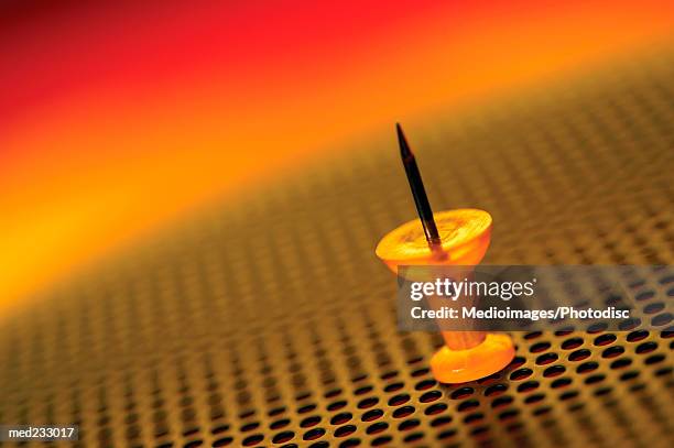 close-up of a push pin - pin up fotografías e imágenes de stock