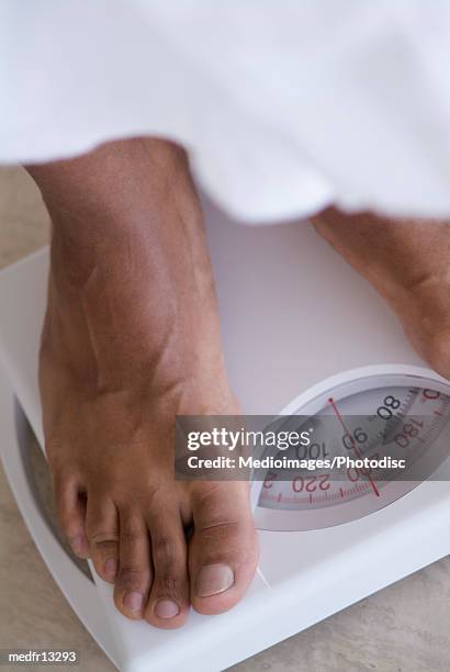 Scale In Feet Mans Feet Scale Photos and Premium High Res Pictures - Getty Images