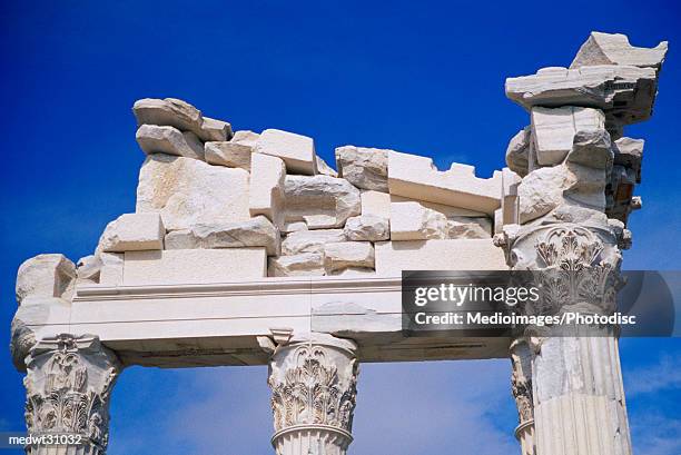 column detail of the temple of trajan in pergamon, bergama, aegean region, turkey - eastern european culture stock pictures, royalty-free photos & images