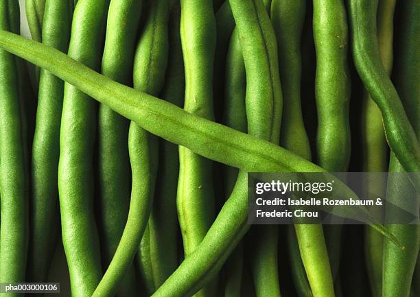 green beans, close-up, full frame - green bean stockfoto's en -beelden