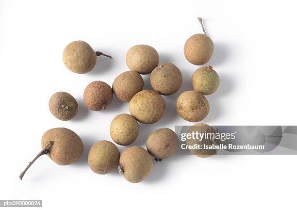 longans, white background - longan stock-fotos und bilder