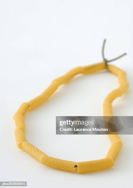 pasta necklace - laurence foto e immagini stock