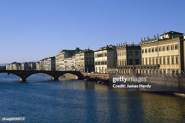 florence, ponte alle grazie - vattnets lopp bildbanksfoton och bilder