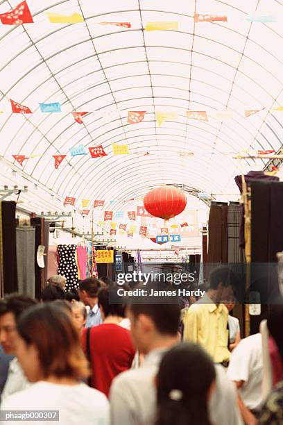 china, shanghai, cloth market - east china stock pictures, royalty-free photos & images