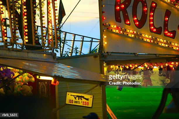 photograph of a carnival game at the county fair - county_fair stock-fotos und bilder