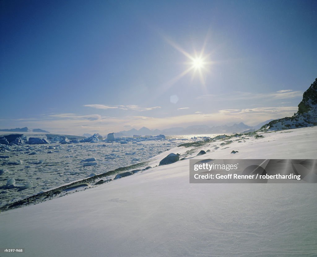 Ground drift along Antarctic Peninsula, Antarctica