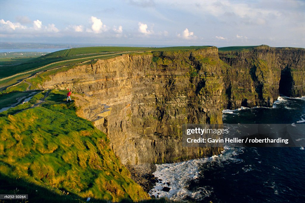 Cliffs of Moher, County Clare, Munster, Republic of Ireland (Eire), Europe