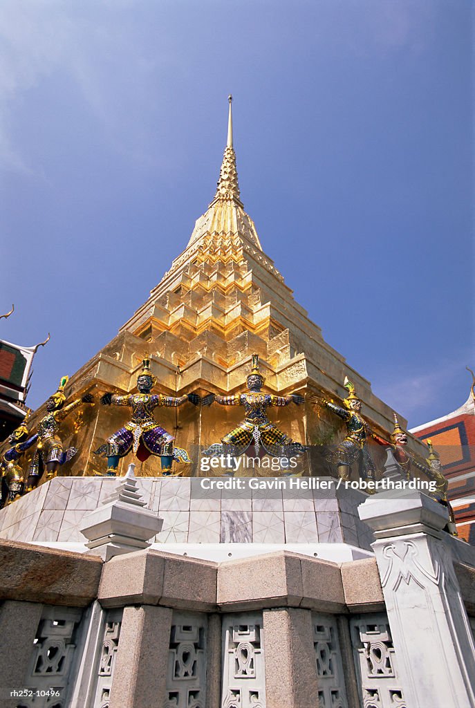 Golden spire, Temple of the Emerald Buddha (Wat Phra Kaew) in the Grand Palace, Bangkok, Thailand, Southeast Asia, Asia