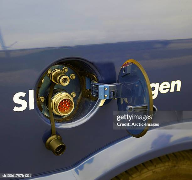 fuel tank on hydrogen3 fuel-cell car - opel stock pictures, royalty-free photos & images