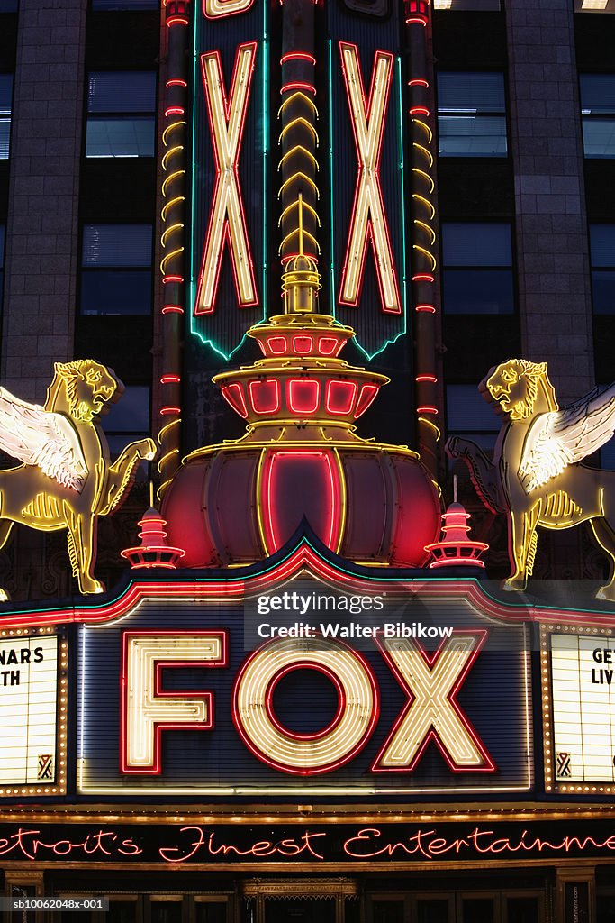 USA, Michigan, Detroit, Fox Theatre / Woodward Avenue, close-up of neon