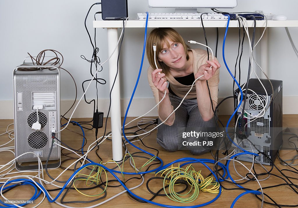Tangled Computer Management Tangled Computer Wires