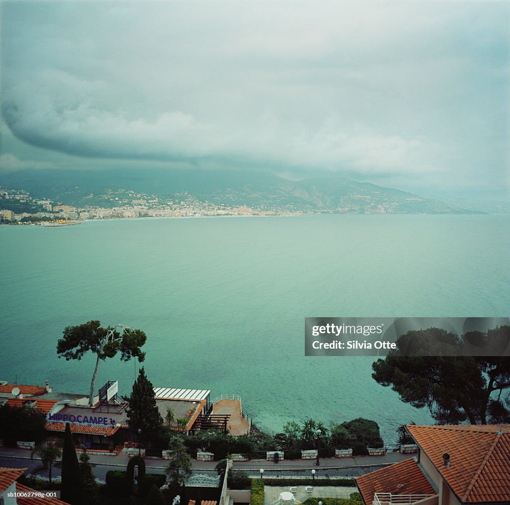 Italy, Liguria, town and bay, elevated view