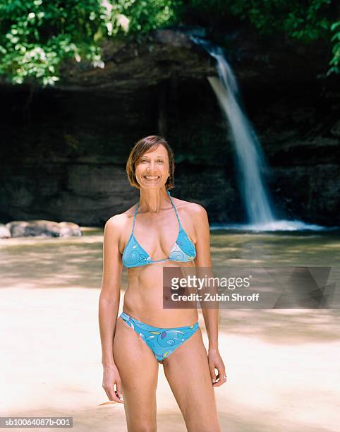 101 Mature Women Swimsuit Background Stock Photos, High-Res