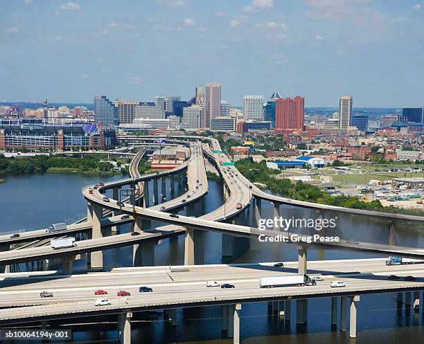 usa, maryland, baltimore, elevated highway interchange - baltimore maryland fotografías e imágenes de stock