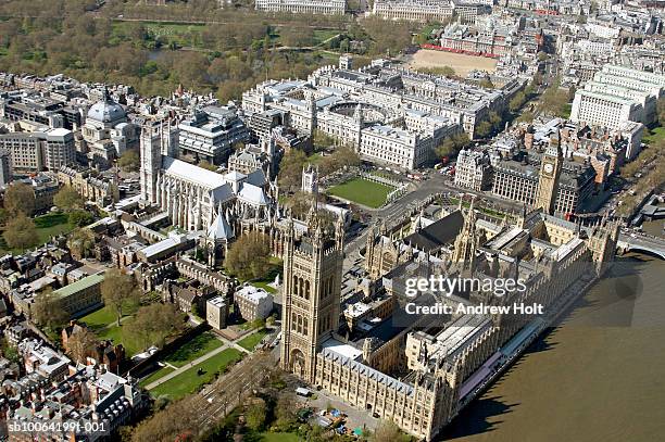 houses of parliament and river thames, aerial view - whitehall london stock-fotos und bilder