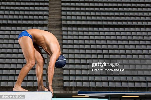 Basic Dive Pool Side 414 Male Dive Pool Stock Photos, High-Res Pictures, and Images - Getty ...