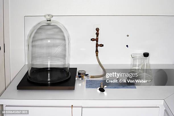 Bell Testing Method Bell Test Photos and Premium High Res Pictures - Getty Images